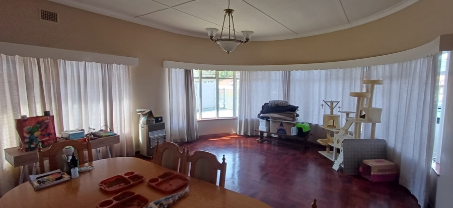 4 Bedroom Property for Sale in Bethlehem Free State